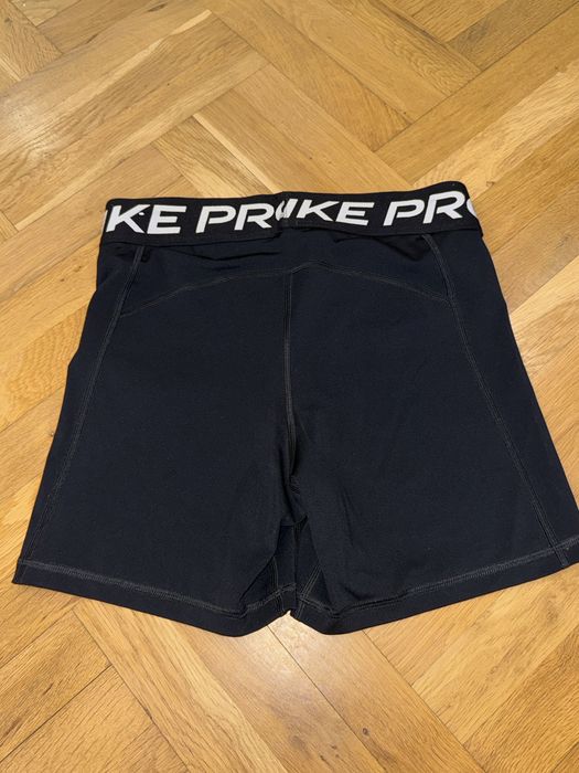 NIKE PRO къс клин
