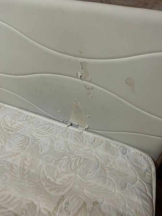 Кровать 200*220.Срочно Продам