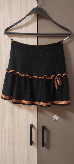 Официални поли, някои са нови