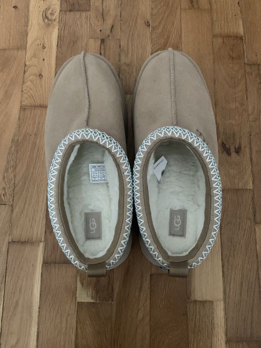 Обувки UGG tazz