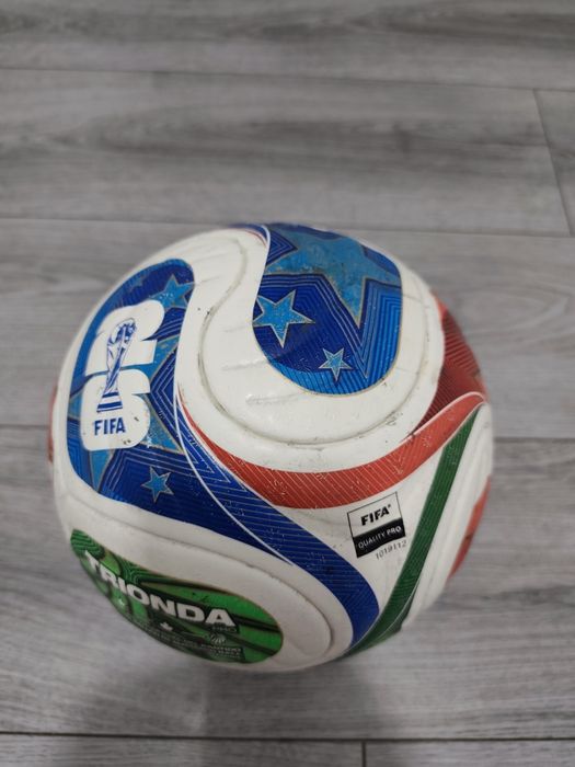 VânMinge Fotbal  Adidas TRIONDA PRO - Jucată o dată!