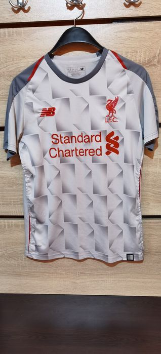 Ливърпул тениска (размер S)