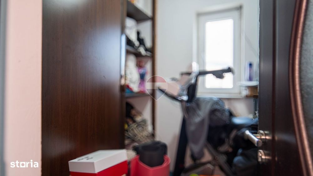 Vanzare vilă cu 2 unitati locative independente in Pantelimon, Central