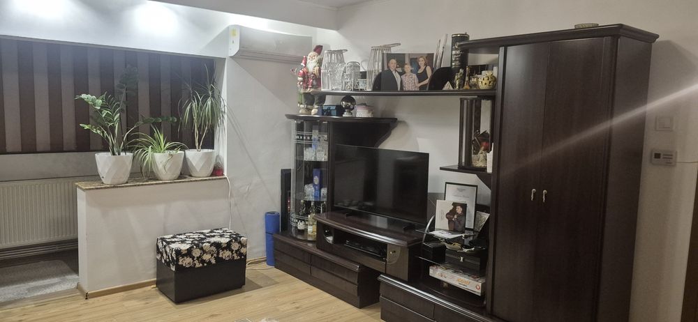 Vand apartament 3 camere gavana 3