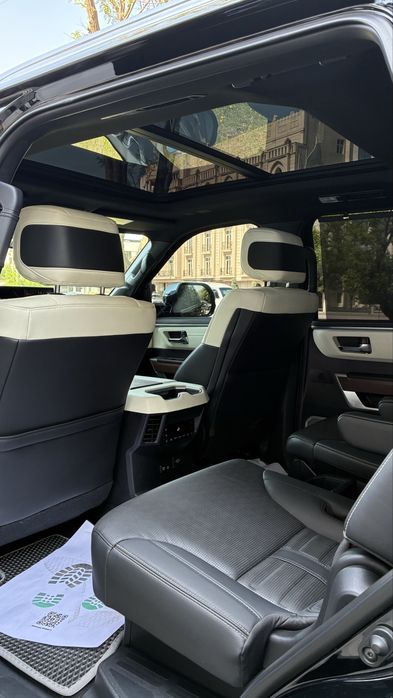 Toyota Sequoia Capstone