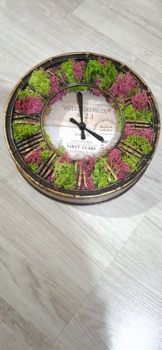 Промо цена! Стенен часовник със скандинавски мъх