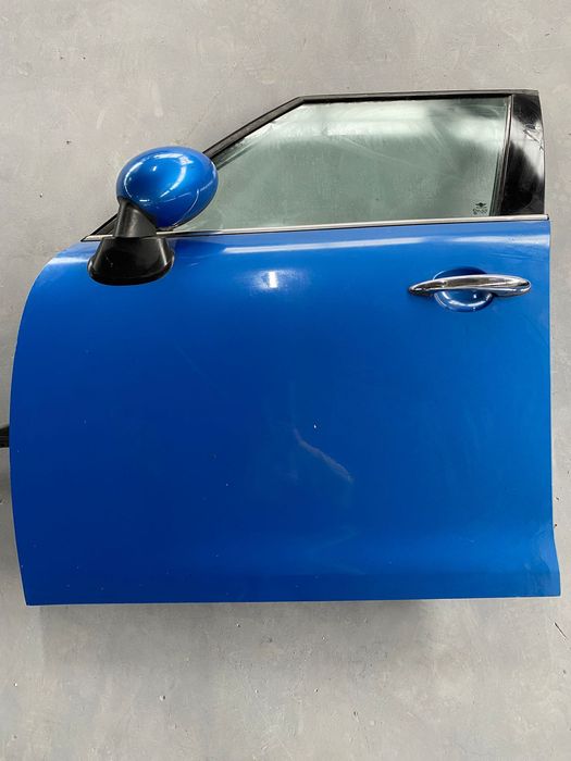Dezmembrez mini contryman albastru 2014 elemente caroserie !!!