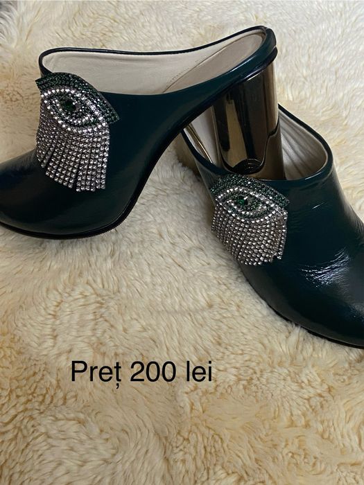 Sandale cu tocuri mici si mari  pentru femei