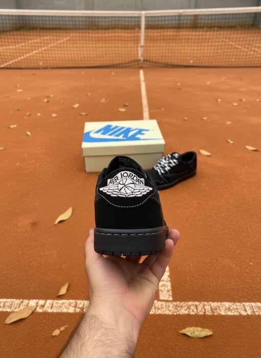 Jordan 1 Low x Travis Scott Black Phantom