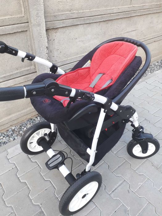 Vând cărucior copii 3 în 1