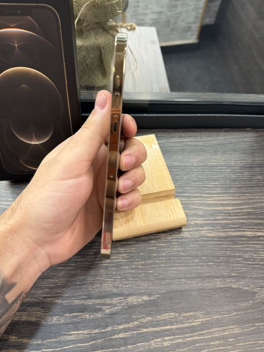 MrsAmanet: iphone 12 pro max impecabil