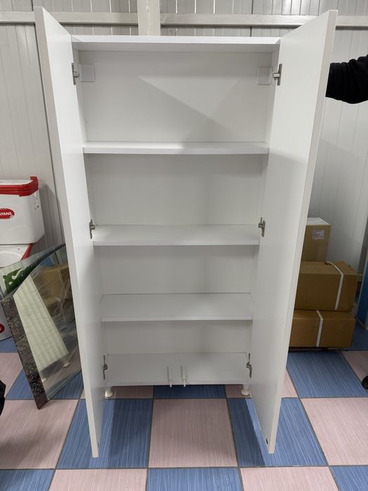 Mobilier pretabil suspendat perete