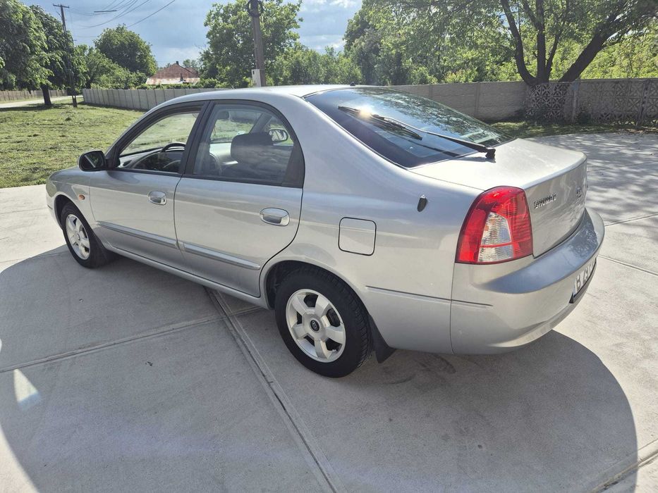 Vând KIA SHUMA II Berlina,70.000 KM,Vopsea Originală,Impecabilă,