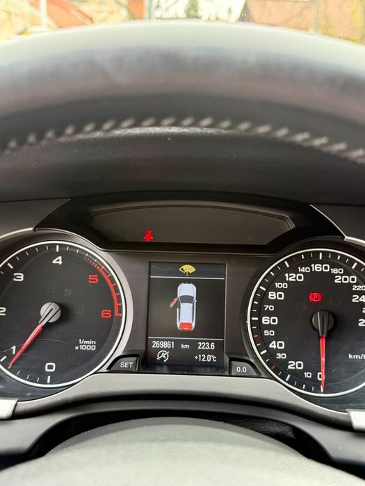 AUDI A4 Avant 2011 — imagine 3