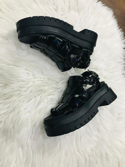 Sandale papuci Crocs ghete