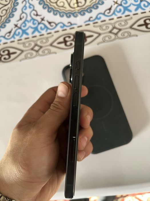 Iphone 16 128 gb на гарнитий