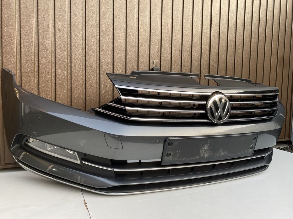 Bara fata vw Passat B8 HIGHLINE 2015-2022 cu senzori cod culoare LR7H
