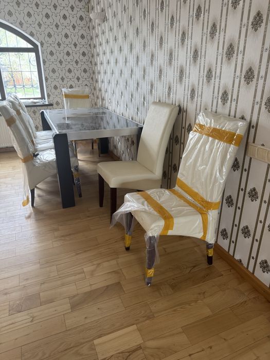 Стол гостинный + стулья дерево