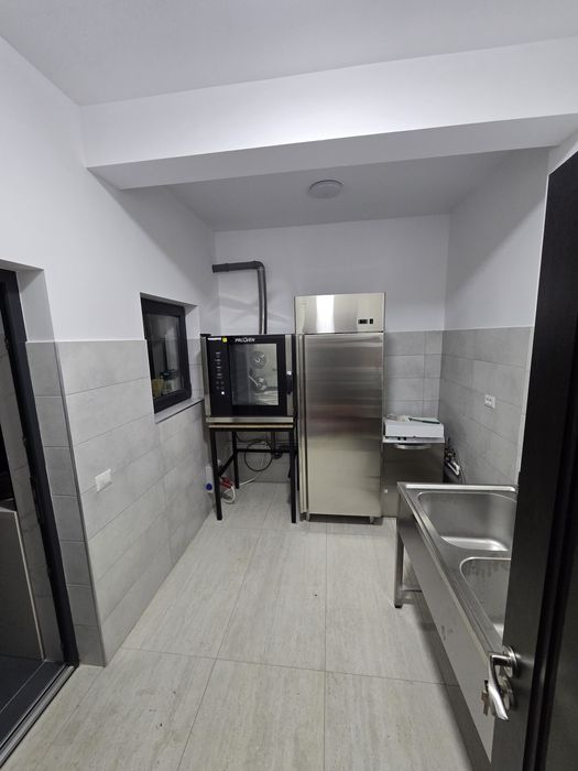 Spatiu comercial de închiriat în Preutești Suceava