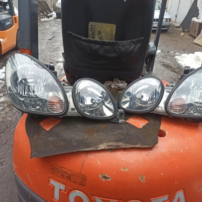 Фары передняя оптика Lexus Gs 300