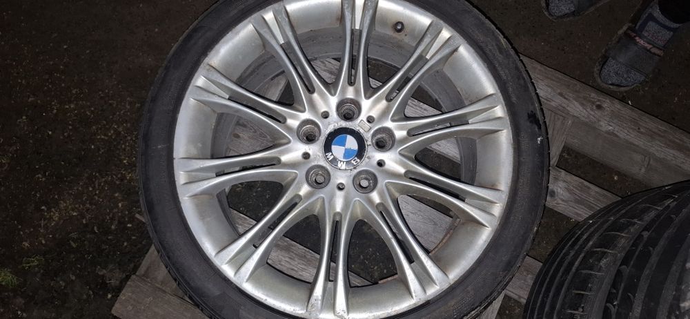 Vând sau schimb  jante 5x120 r18