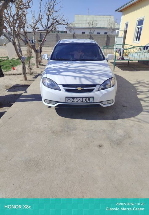 Jentra sotiladi 2015yil