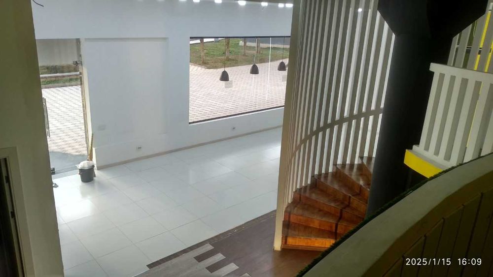 Пл. Хамида Алимджана в центре Ташкента в аренду  174 м2