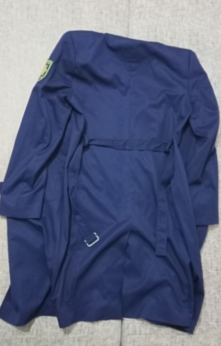 Форменный мужской плащ