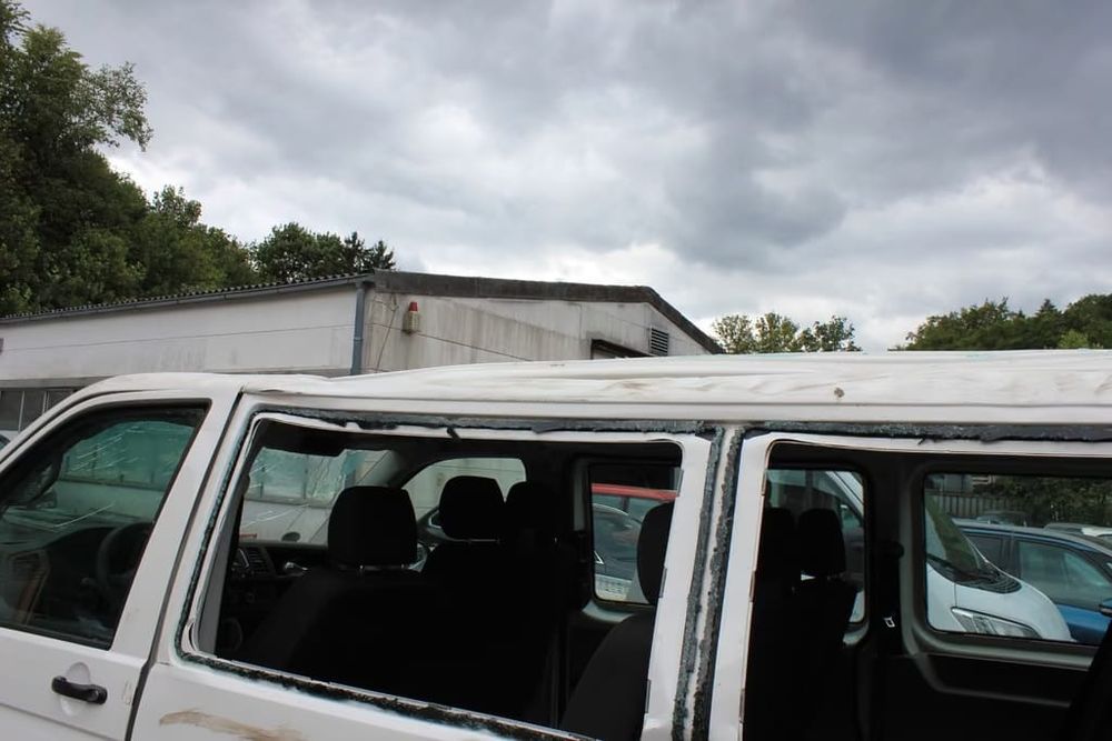 Vând Volskwagen T6 avariat an 2018 2000 TDI 5 viteze import Germania
