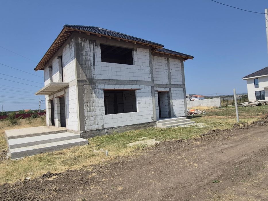 Atentie Casa la rosu !