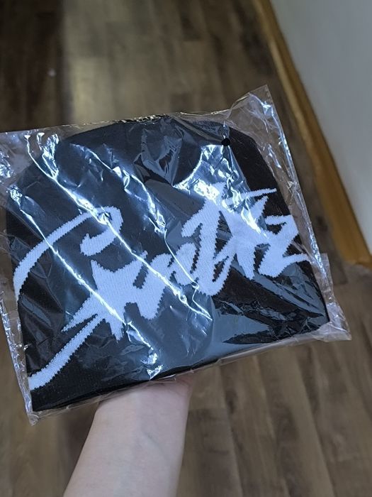 Продам шапки Cortez