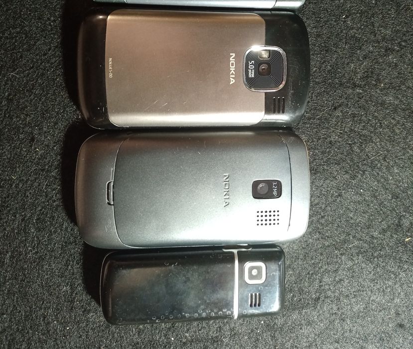 Продам телефон нокиа  700