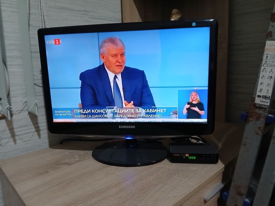 Продавам телевизор Samsung B2230HD  TV TUNER 21 ,5 incha