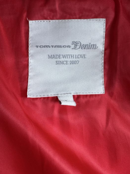 Куртка весенняя.