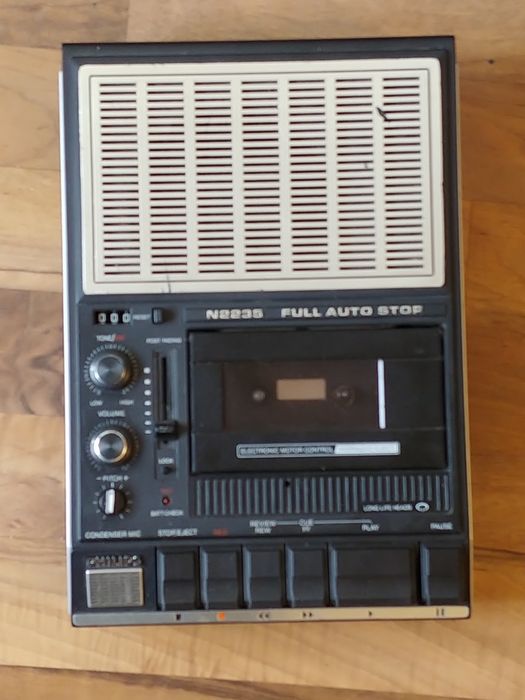 casetofon PHILIPS N2235 sau deck GRUNDIG 222