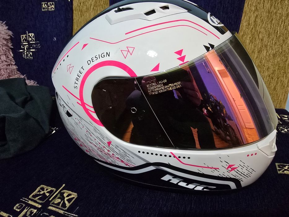 Мото каска HJC Pulse street design