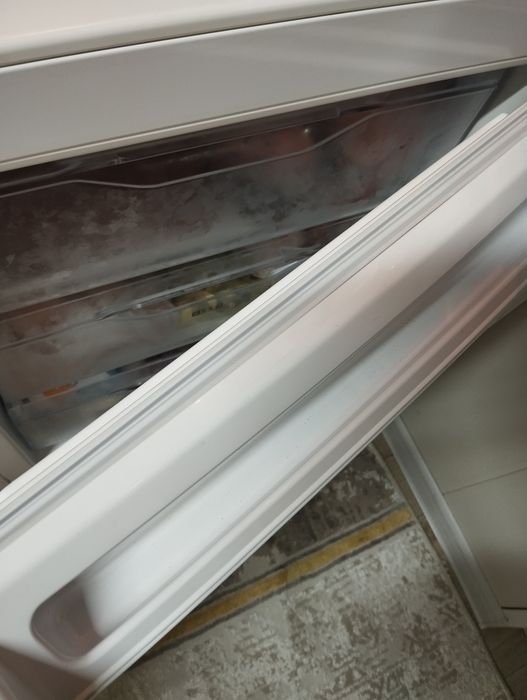 Холодильник indesit 70 000тг