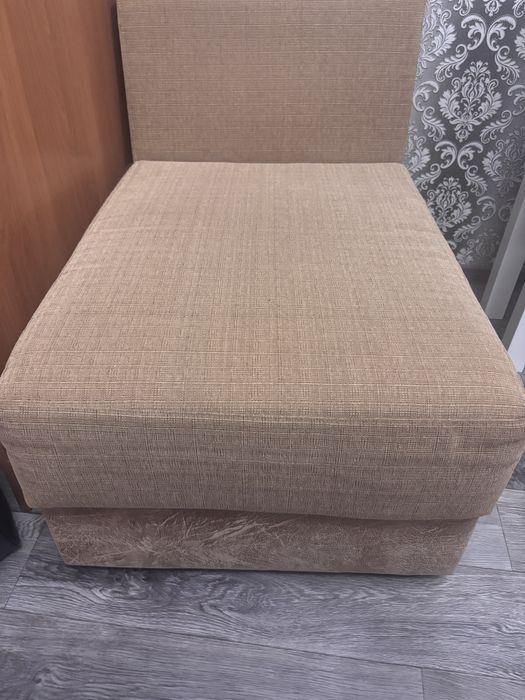 Кресло для зала/дома