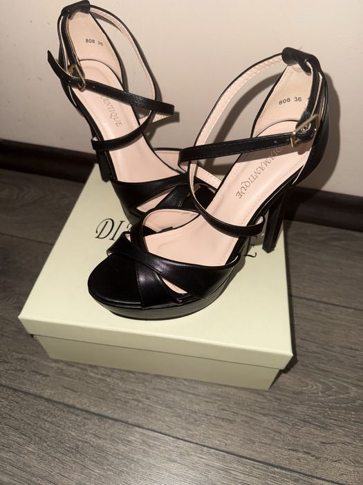 Дамски високи токчета 36н с платформа