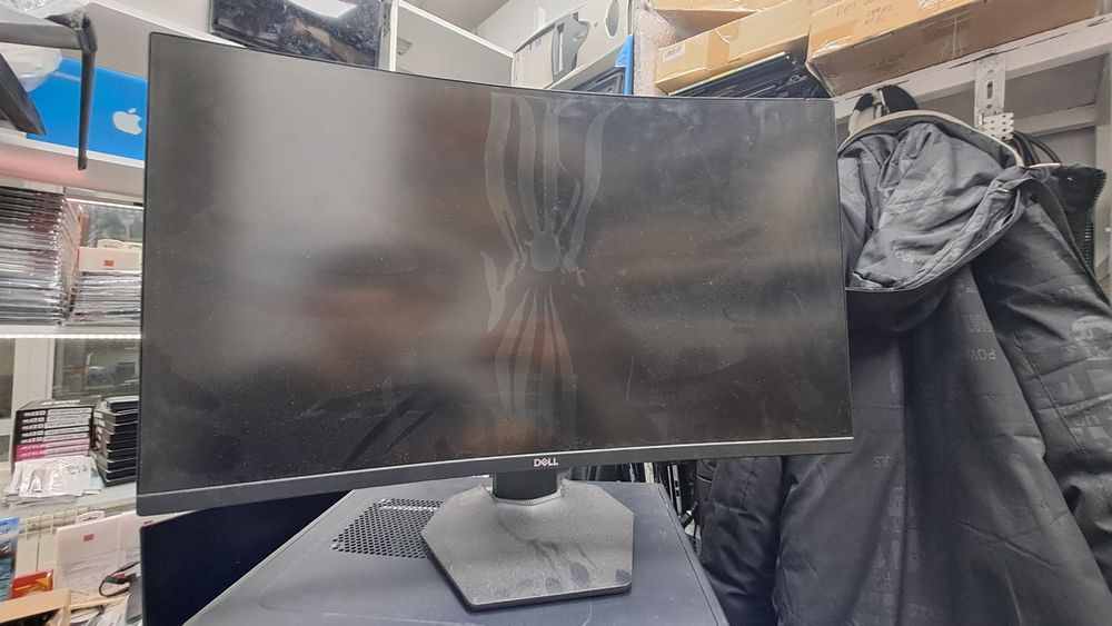 Dell S2722DGM (27″, QHD)