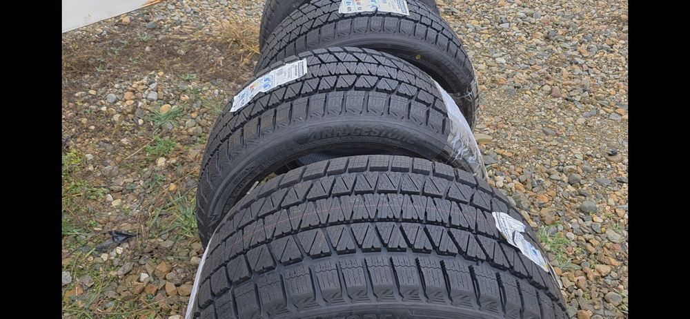 Set de 4 Anvelope Bridgestone blizzak 315 35 r20 si 275 40 r20 pt bmw x5 x6