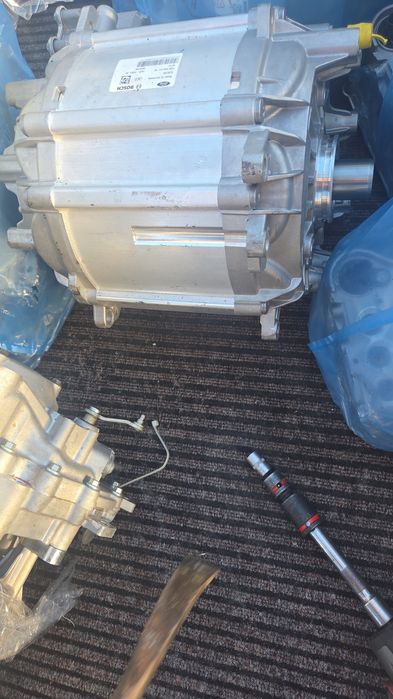 TRANSIT 1～66 Motor electric ford transit custom V362 . LK2T-7P261-AC motor M1FA
