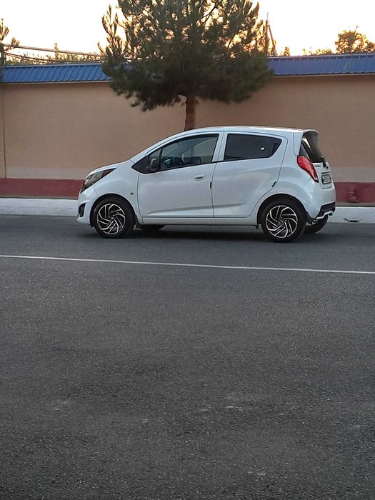 Diska r15 baloni qòshib beriladi