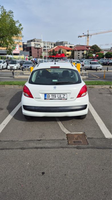 Peugeot 207, 2011, 135000 km