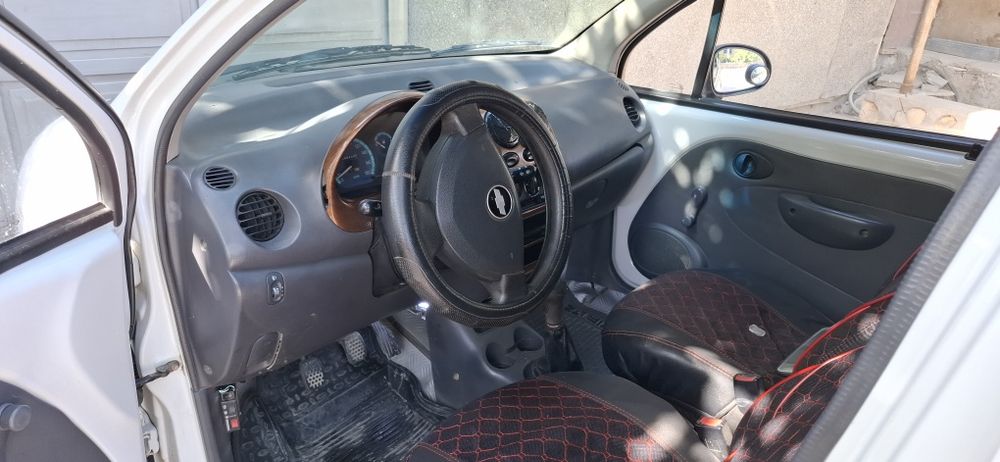 Matiz 2009 yil oʻzimniki, tezda sotiladi. Matori qilingan metani bor,