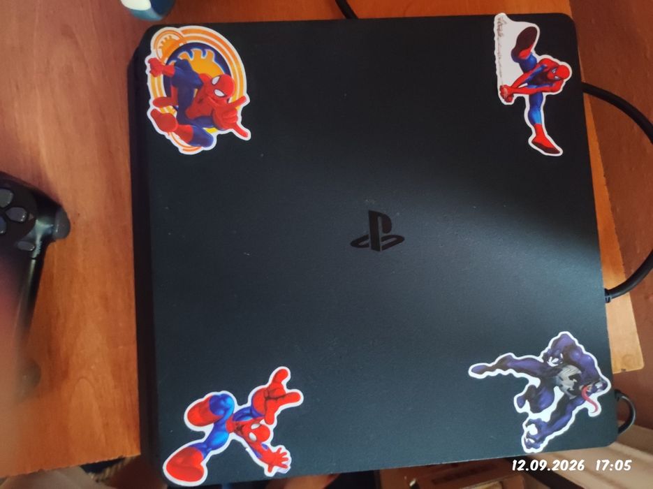 PlayStation 4 slim 1 terobait