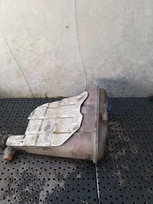 Vas expansiune 3.0 tdi audi a5 8t 8k0121405e