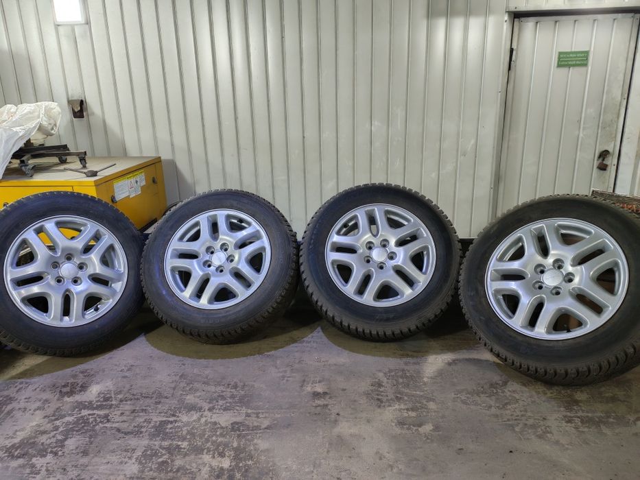 Продам комплект дисков r16 с резиной