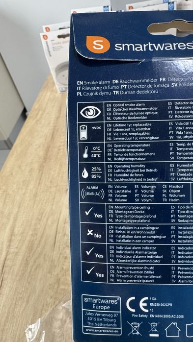 Detectoare de fum noi sigilate