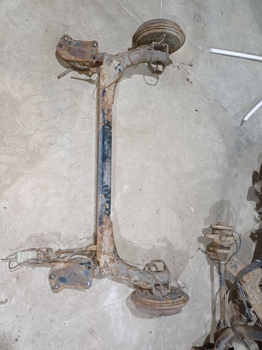 Пассат Б3  б4  б5 запчасти